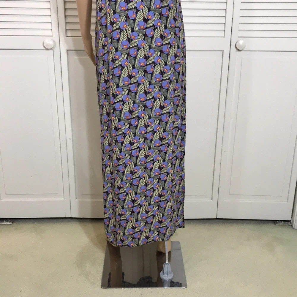 Flax Sleeveless Maxi Dress in Purple and Green Floral Print - Picture 11 of 13